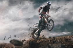 开云体育官方网站-绿茵魔术师降临硬木地板，久保建英在NBA总决赛之夜的跨界统治