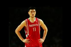 开云体育平台APP-孤胆英雄的蓝色火焰，勒克莱尔如何以一己之力扭转红牛二队与索伯的缠斗困局