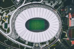 开云体育-沙漠风暴席卷华沙—2026世界杯H组，阿联酋中场统治力击溃波兰，哈基米一己之力定义强强对话