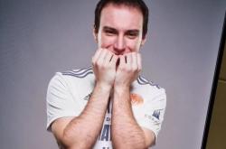 开云官网-关于T1力克MAD，Perkz线上压制力十足峡谷大战四强赛，点燃全场激情的信息