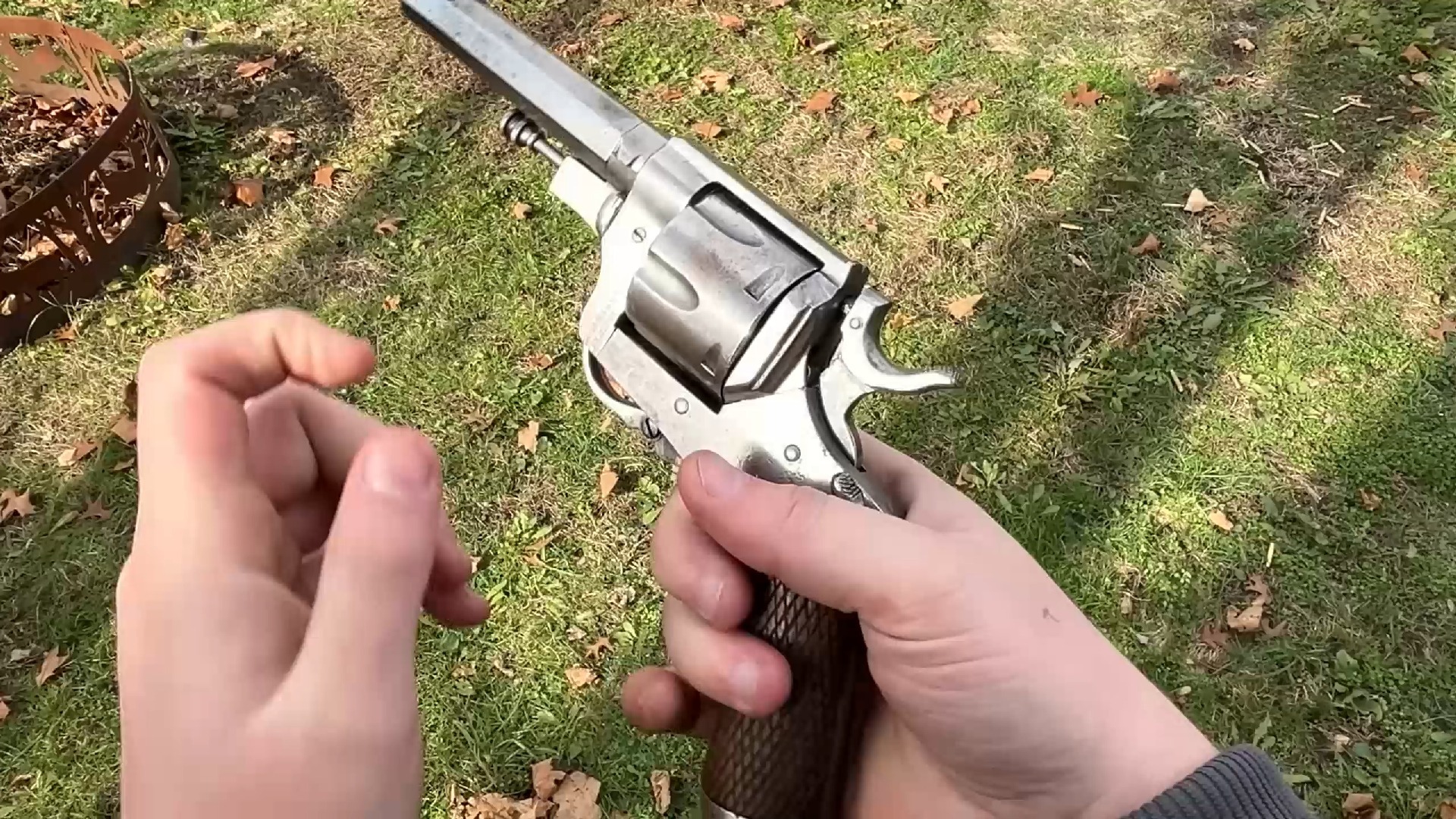 包含意大利射击选手夺冠，准星照准精准射击的词条