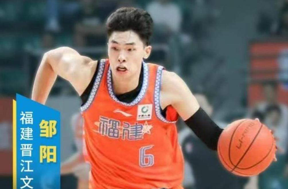 福建男篮艰难取胜，成功闯入季后赛