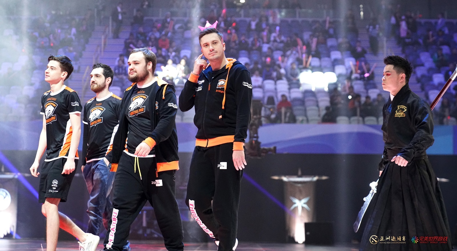 EG碾压DFM，Keria操刀奇招英雄翻盘鏖战多局入围赛，留下经典瞬间