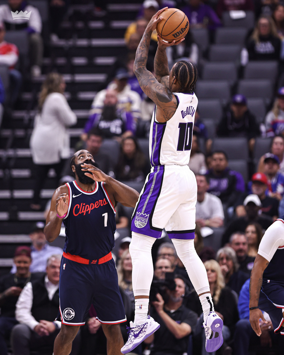 包含快船队员获得连胜，全队状态火热的词条