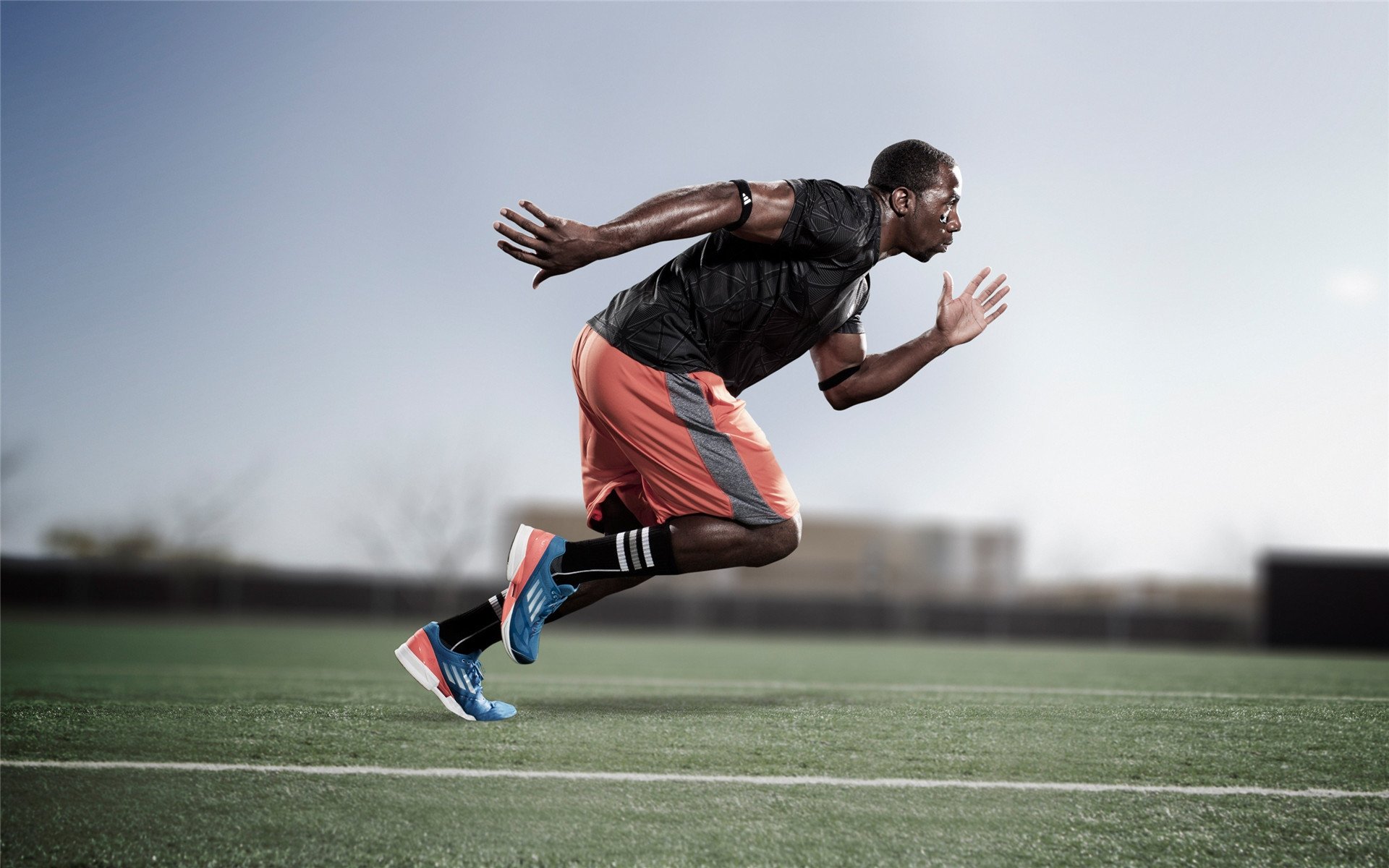 关键先生与团队火力，当阿圭罗的利刃遇见安哥拉的铁拳